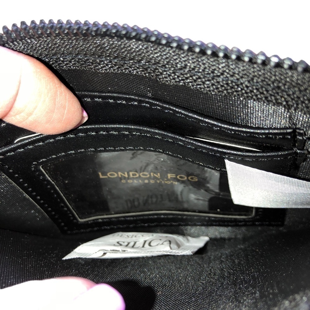 London Fog Danica Black Croc Embossed Wristlet - Picture 6 of 6
